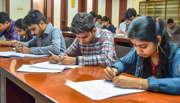 കേന്ദ്ര സര്ക്കാര് ജോലിയാണോ ലക്ഷ്യം? 12,256 ഒഴിവുകള്, ഇതാണ് മികച്ച അവസരം