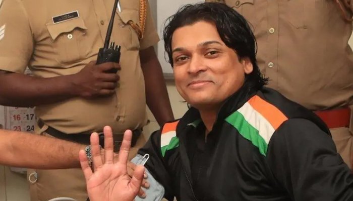 ‘കെഎസ്ആർടിസി ബസുകളിൽ പുരുഷൻമാർക്കും സൗജന്യ യാത്ര അനുവദിക്കണമെന്ന് രാഹുൽ ഈശ്വർ